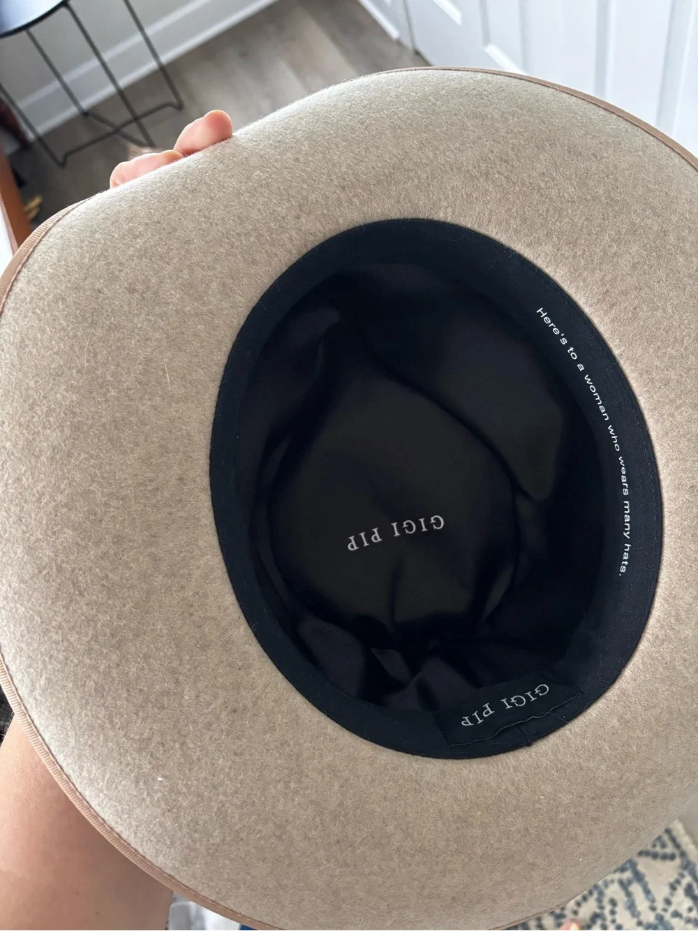 GIGI PIP Beige Felt Fedora with Black Liner